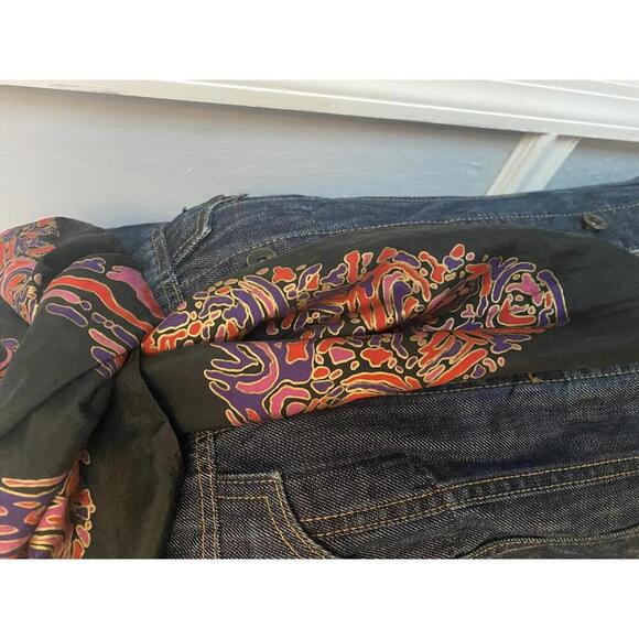 Silk - Made in Thailand Batiked Colorful Women's Scarf - Picture 3 of 8